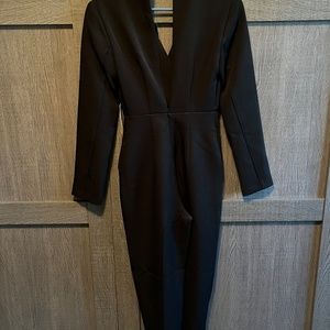 Dress pant suit with pockets